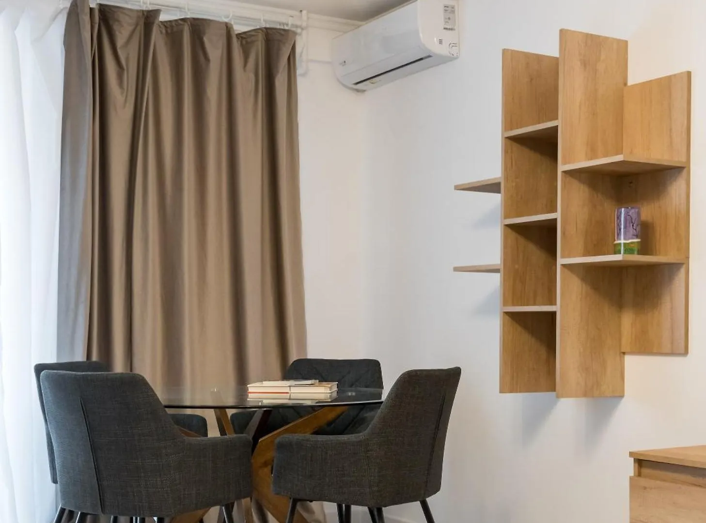 Central Spacious Apartment 1007 Bucharest Romania